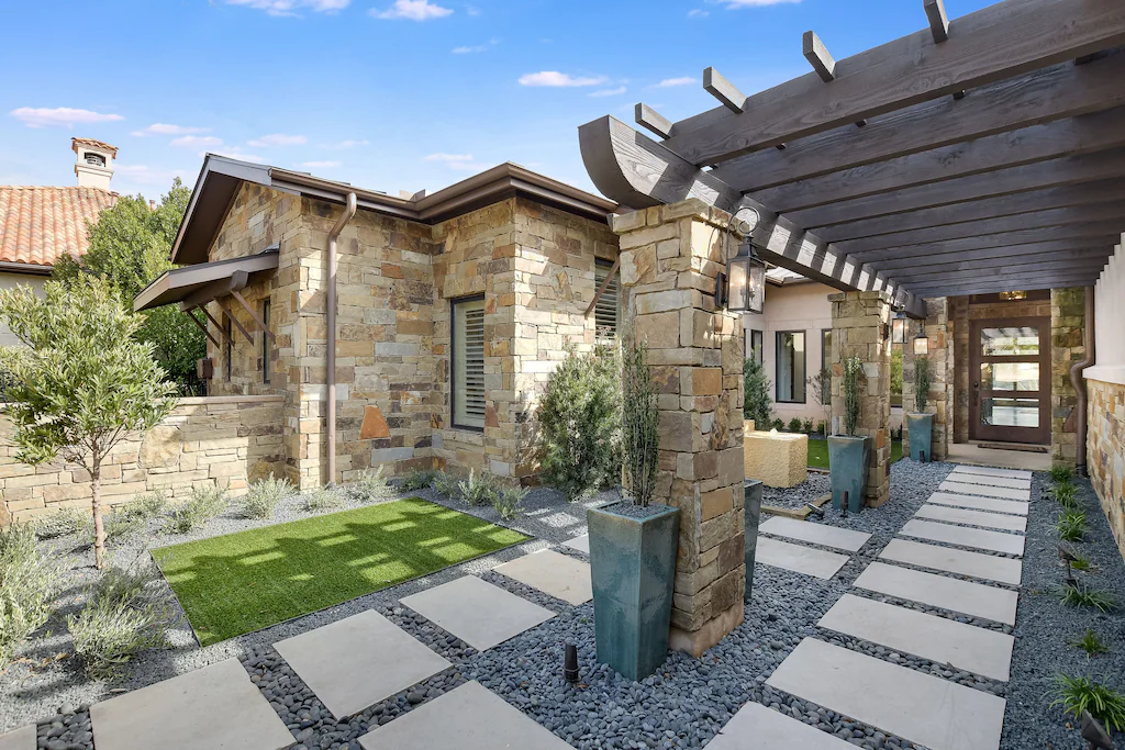 You can enjoy a view from the front entry.